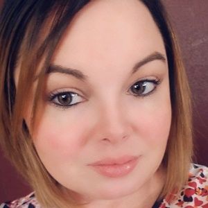 Meet your Posher, Lucinda